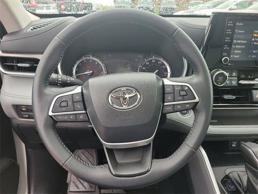 2022 Toyota Highlander XLE in Wilmington, DE - Moke America of Wilmington